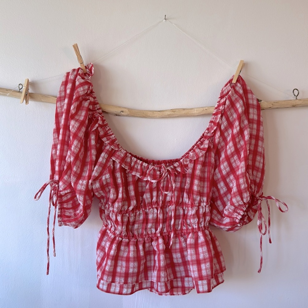 En saison puff sleeve top BOW detail